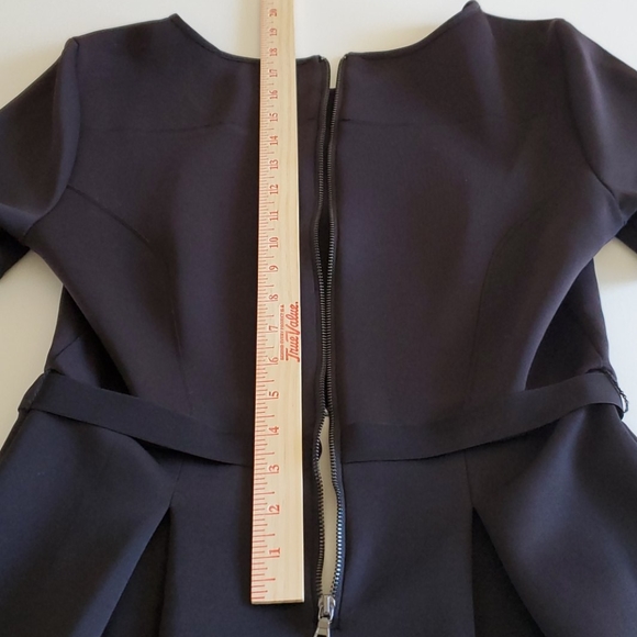 ELIE TAHARI Design Nation Black & White Dress 8 - Picture 5 of 16